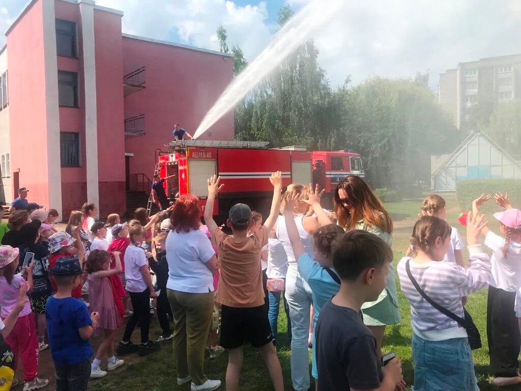 Безопасные каникулы в Барановичах МЧС